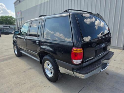 2000 Ford Explorer XLT