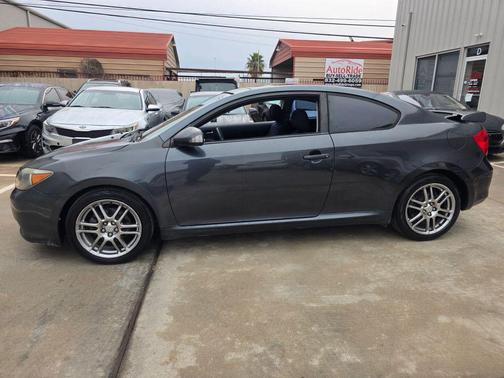 2005 Scion tC Base