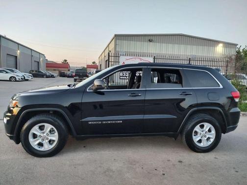 2017 Jeep Grand Cherokee Laredo