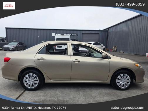 2010 Toyota Corolla LE