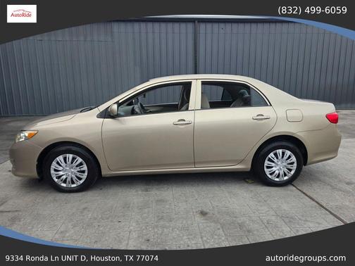 2010 Toyota Corolla LE