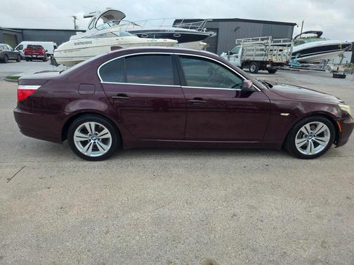 2010 BMW 528 528i Sedan 4D