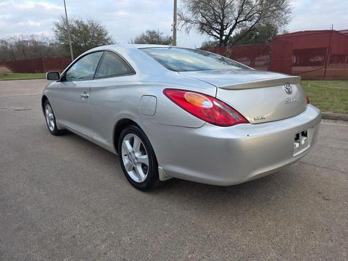 2005 Toyota Camry Solara SLE V6