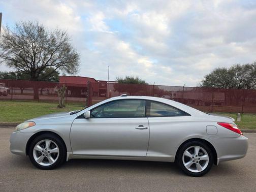 2005 Toyota Camry Solara SLE V6