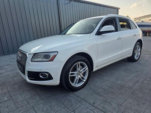 2017 Audi Q5 2.0T Premium Plus