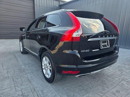 2016 Volvo XC60 T5 Drive-E Premier