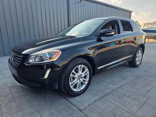 2016 Volvo XC60 T5 Drive-E Premier