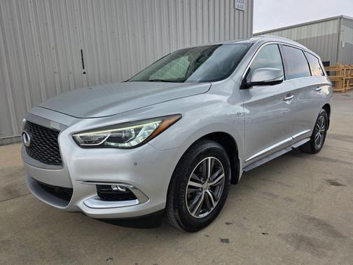 2017 INFINITI QX60 Base