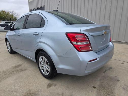 2017 Chevrolet Sonic LS