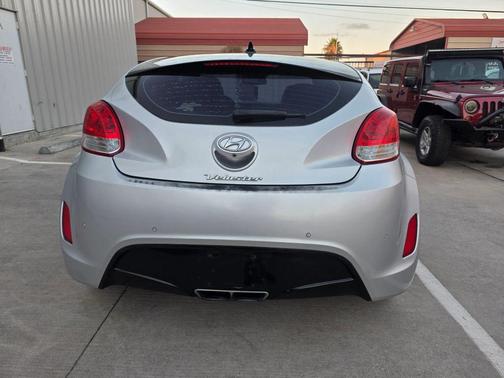 2016 Hyundai Veloster Base