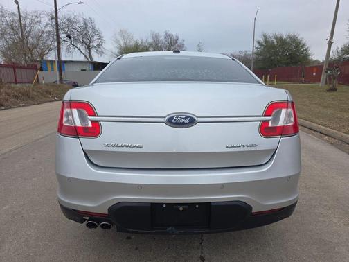 2010 Ford Taurus Limited
