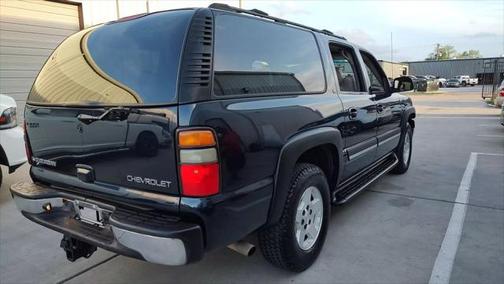 2004 Chevrolet Suburban 1500 LT