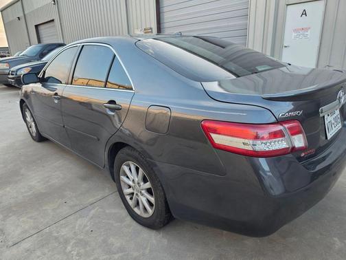2011 Toyota Camry XLE