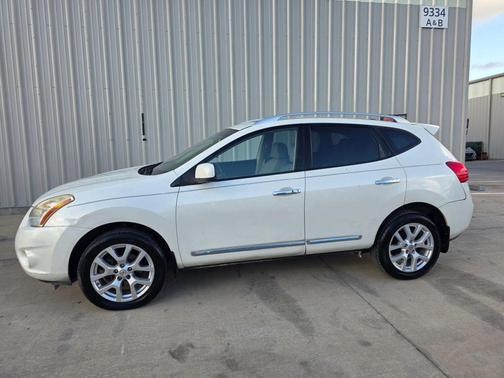 2011 Nissan Rogue SV