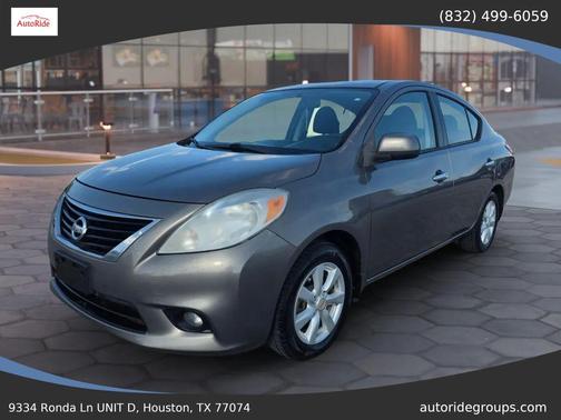 Magnetic Gray 2013 Nissan Versa 1.6 SL