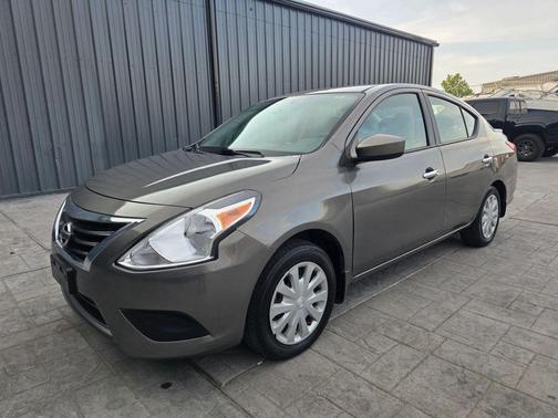 2015 Nissan Versa 1.6 SV