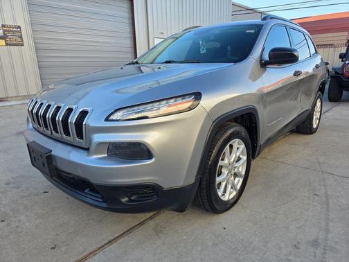 2017 Jeep Cherokee Sport