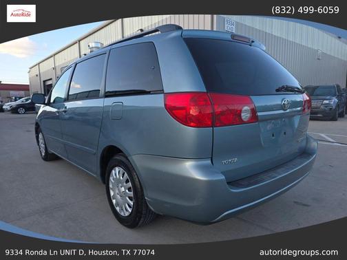 2009 Toyota Sienna LE