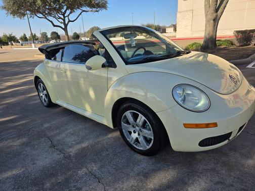 2006 Volkswagen New Beetle 2.5