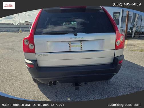 Silver Metallic 2005 Volvo XC90 2.5T