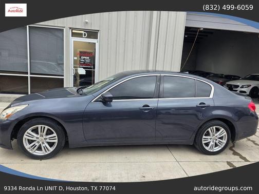 2011 INFINITI G25 Journey