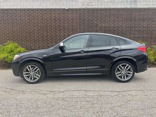 2017 BMW X4 M40i