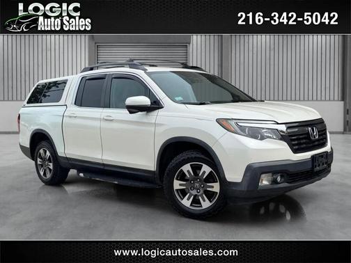 White Diamond Pearl 2017 Honda Ridgeline RTL