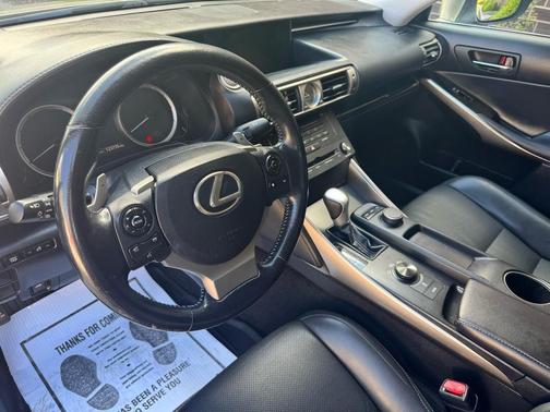 2016 Lexus IS 200t Base