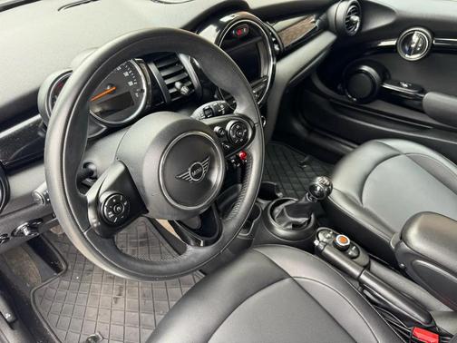 2021 MINI Hardtop Cooper