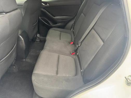 Crystal White Pearl Mica 2016 Mazda CX-5 Sport