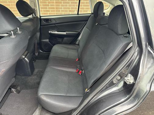 2016 Subaru Impreza 2.0i