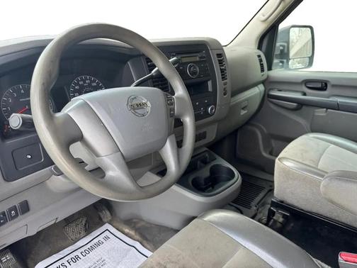 2017 Nissan NV Cargo NV3500 HD S V8