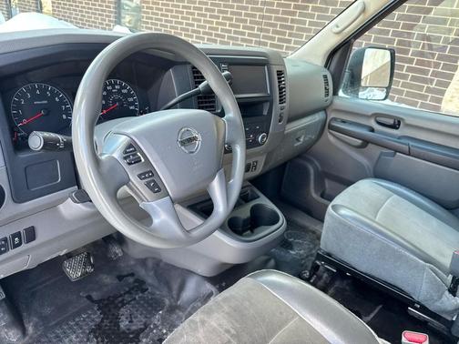 2020 Nissan NV Cargo NV2500 HD S V6