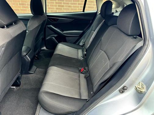 2019 Subaru Impreza 2.0i Premium