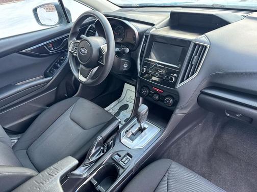 2018 Subaru Impreza 2.0i Premium