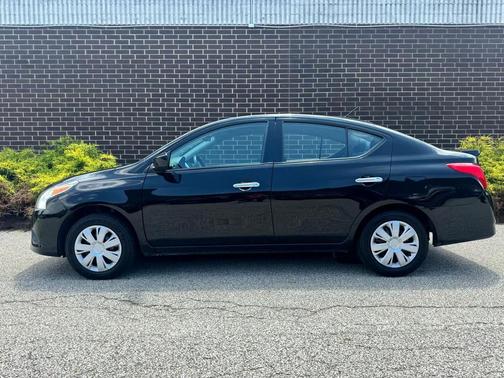 2019 Nissan Versa 1.6 SV