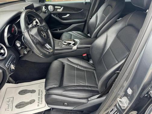 Selenite Grey Metallic 2018 Mercedes-Benz GLC 300 4MATIC