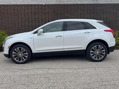 2018 Cadillac XT5 Premium Luxury