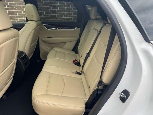 2018 Cadillac XT5 Premium Luxury