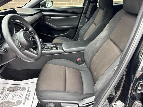 2022 Mazda Mazda3 FWD