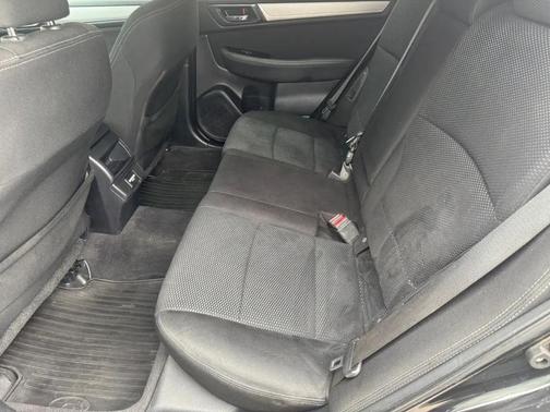 Crystal Black Silica 2018 Subaru Outback 2.5i Premium