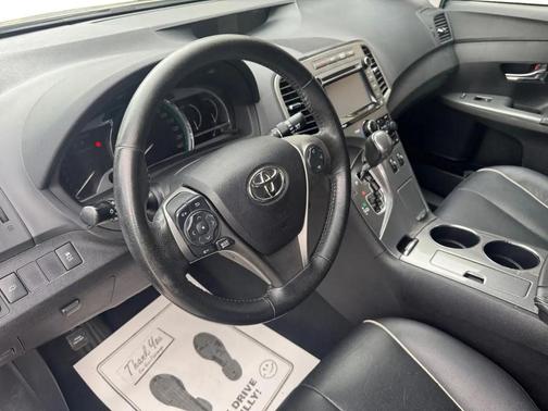 Celestial Silver Metallic 2015 Toyota Venza XLE