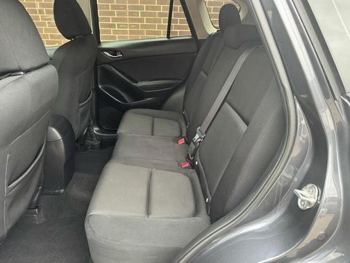 2016 Mazda CX-5 Sport