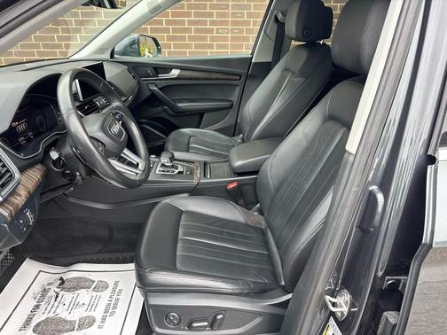 2020 Audi Q5 45 Premium Plus