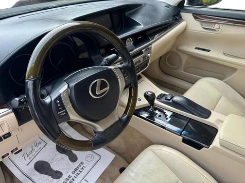 Black 2014 Lexus ES 350 Base