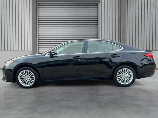 Black 2014 Lexus ES 350 Base