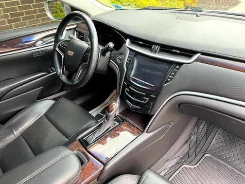 2017 Cadillac XTS Luxury