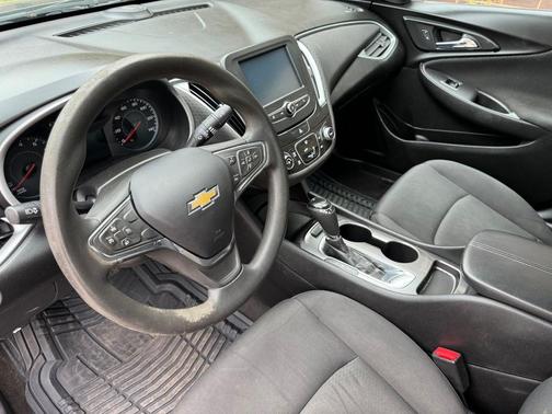 2017 Chevrolet Malibu 1LS