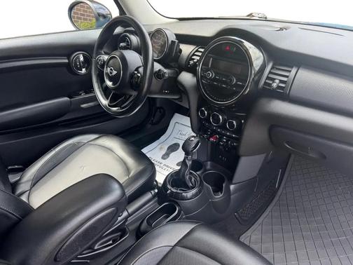 Blue 2015 MINI Hardtop Cooper