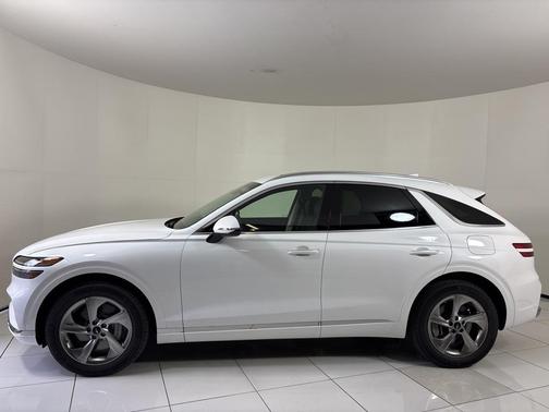 2026 Genesis GV70 2.5T Select